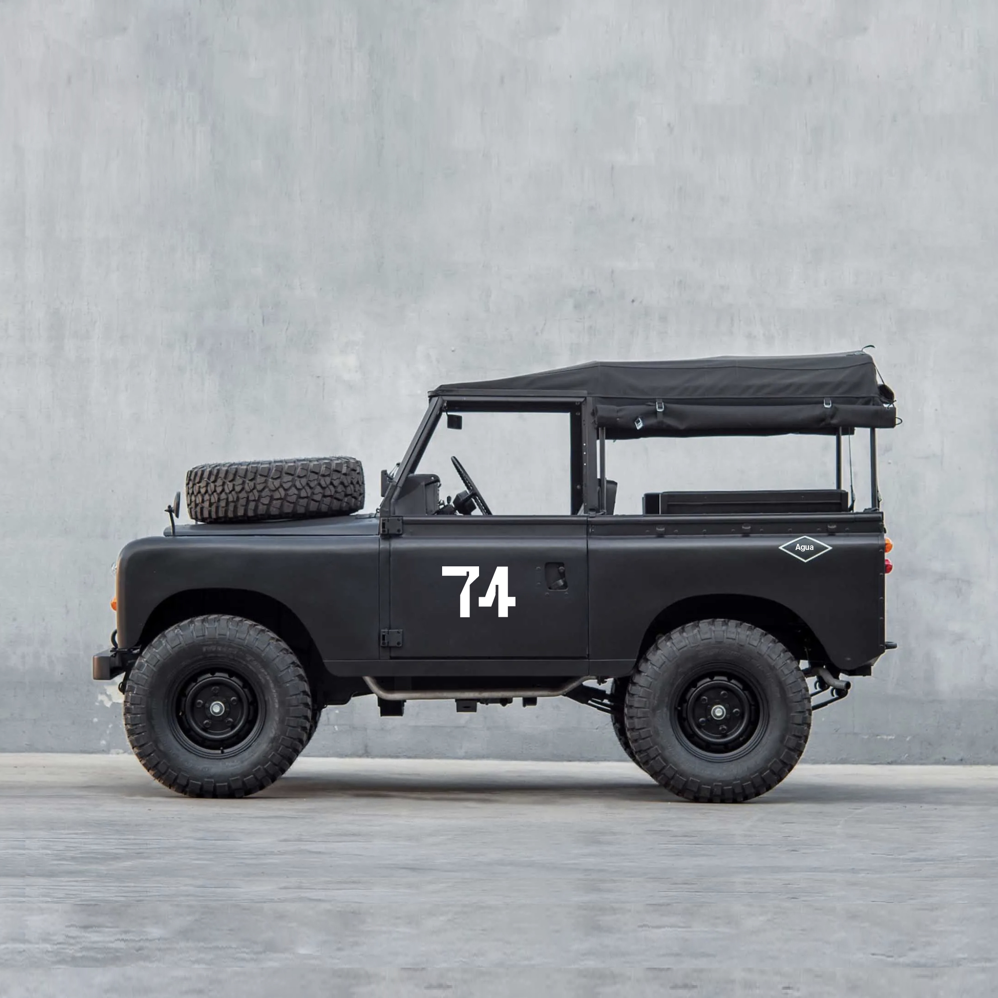 Landrover_defender_black_74